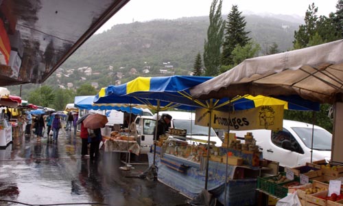 Le marché à Briançon.