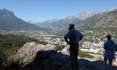 La vallée de la Durance vue du Fort du Château à Briançon.