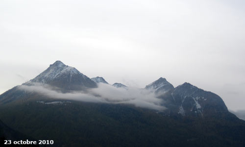 Le pic du Mélézin (2680m) au dessus de Briançon.