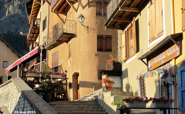 Rue du du Son de Serre dans la cité Vauban.