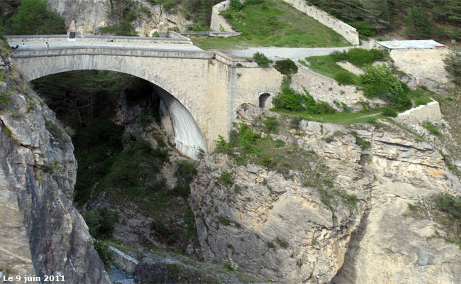 Le pont d'Asfeld à Briançon.