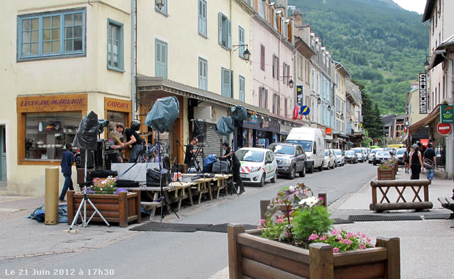 Rue Centrale à Briançon.
