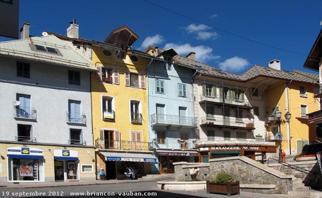 Rue Centrale à Briançon. 