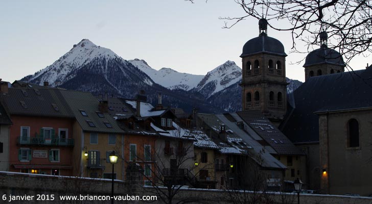 La cité Vauban et le pic du Mélézin