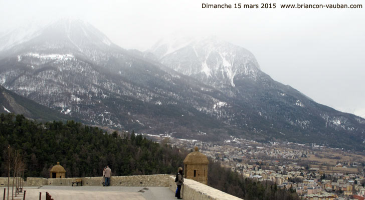La gargouille dans la cité Vauban à Briançon.