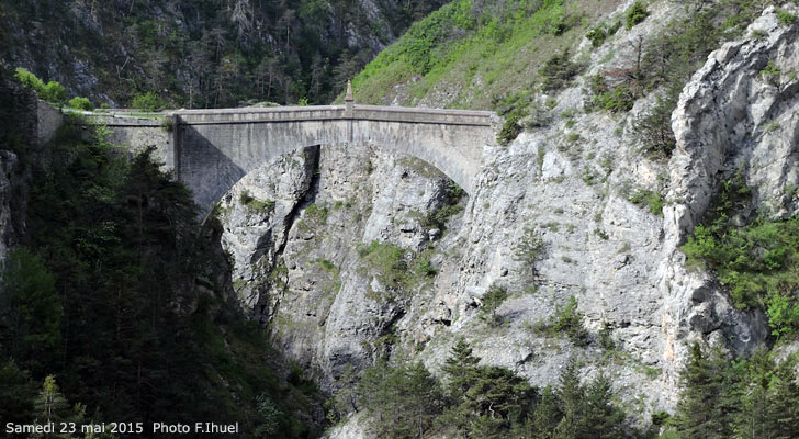 Le pont d'Asfeld à Briançon.