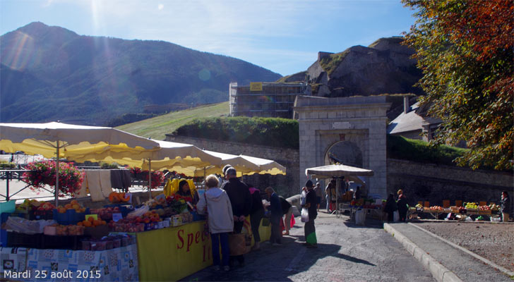 Le marché porte de Pignerol.