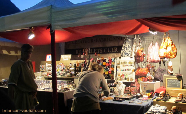 Le marché médiévale avenue Vauban. 