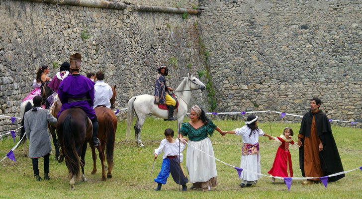 la troupe équestre d'Estoban à Briançn